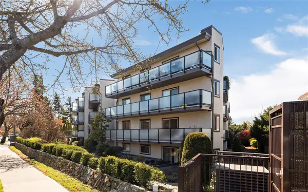 1241 Fairfield Rd #402, Victoria, BC V8V 3B3