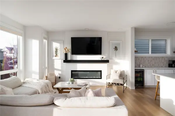 Colwood, BC V9C 0S4,372 Tradewinds Ave