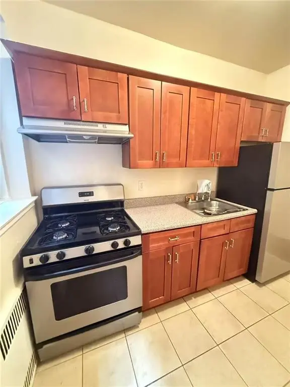 Brooklyn, NY 11210,2835 Bedford AVE #4D