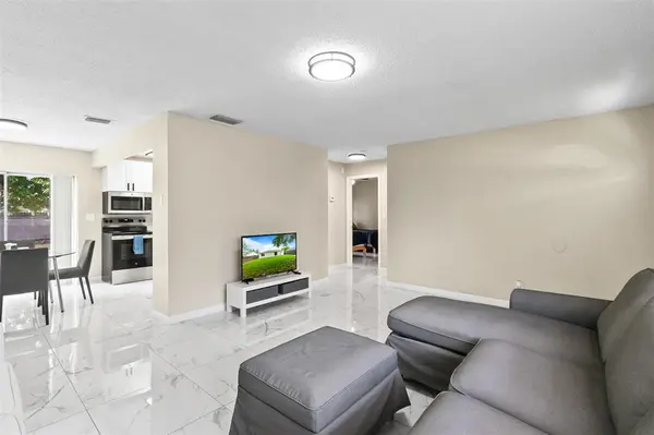 North Lauderdale, FL 33068,7924 SW 3rd Ct