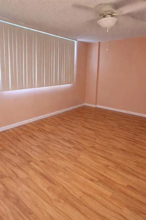 Oakland Park, FL 33309,103 Royal Park Dr #2C