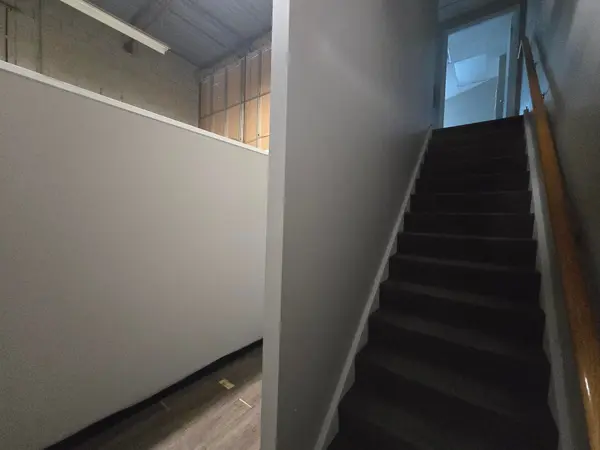 Barrie, ON L4N 9A8,122 Saunders RD #1