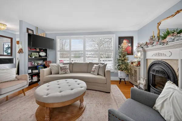 Brant, ON N0E 1A0,52 Lorne AVE