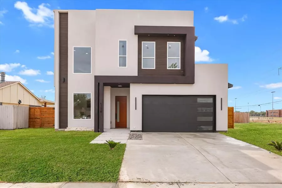 5204 Gibson Drive, The Colony, TX 75056