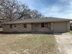105 Laguna Vista Court, Chico, TX 76431
