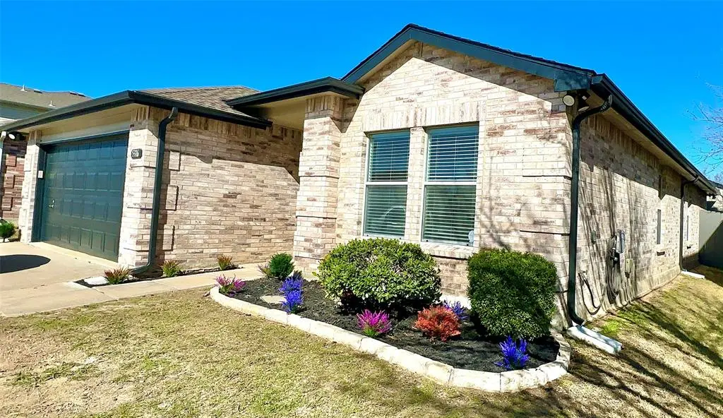 Fort Worth, TX 76135,5316 New Castleton Lane