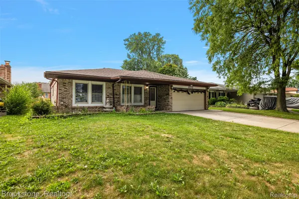 Sterling Heights, MI 48310,35715 Maureen Drive