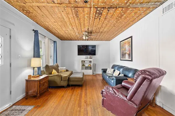 Brownwood, TX 76801,1909 Coggin Avenue