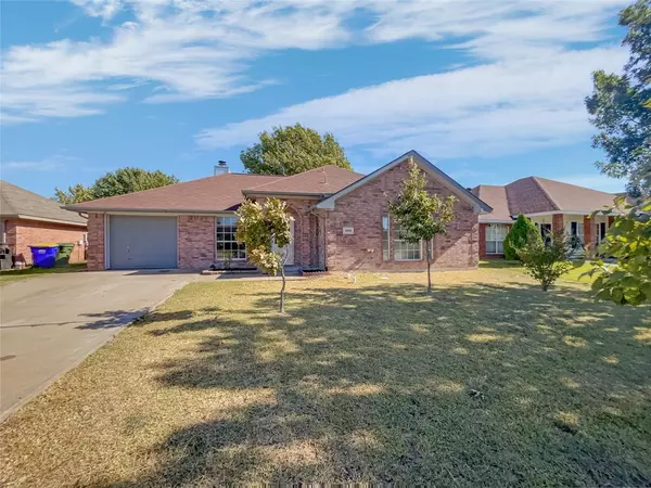 1012 Woodside Lane, Seagoville, TX 75159
