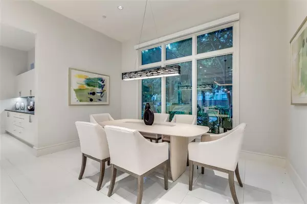 Dallas, TX 75209,4326 Pomona Road