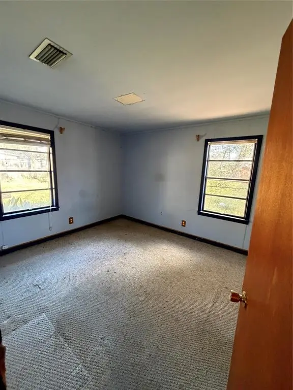 Shreveport, LA 71106,915 Pine Tree Drive