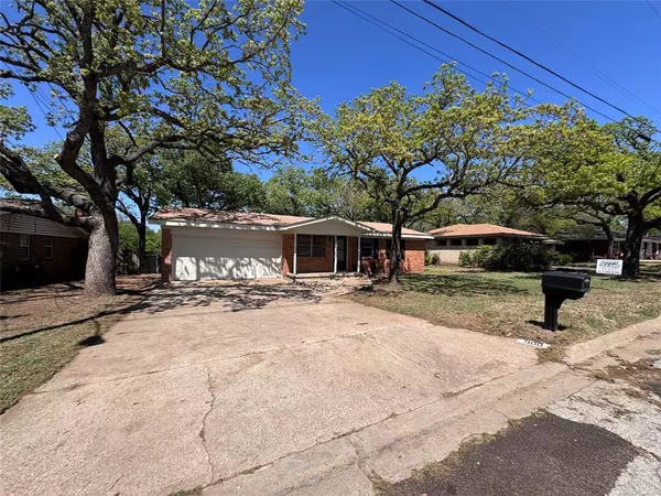 Mineral Wells, TX 76067,900 NW 11th Street