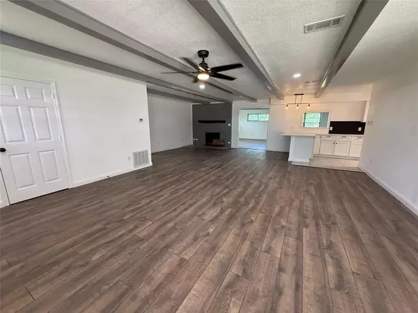 Grand Saline, TX 75140,505 N Florence Street