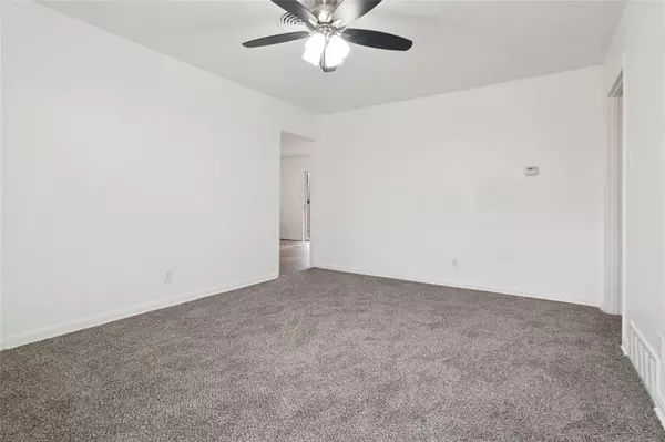 Dallas, TX 75232,7840 Larchridge Drive