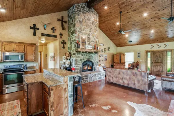 Wills Point, TX 75169,1305 VZ County Road 3821