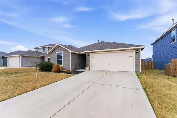 Ponder, TX 76259,13622 Logan Pass Drive