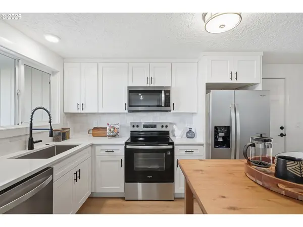 Hillsboro, OR 97123,3870 SE WALNUT ST