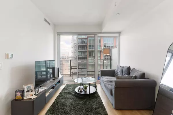 Toronto C01, ON M6K 0G7,135 East Liberty ST #2606