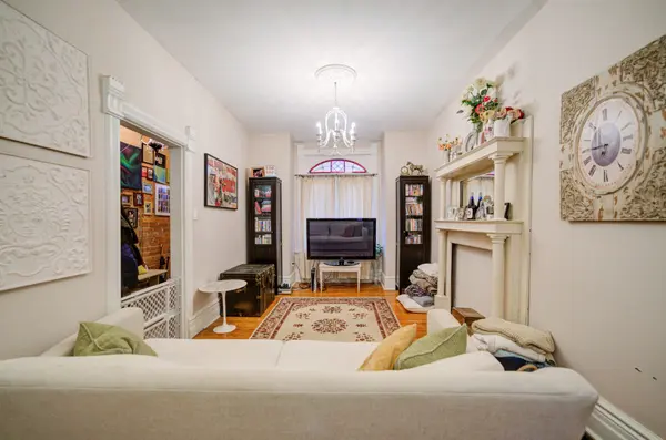 Toronto W03, ON M6N 2Y2,80 Uxbridge AVE