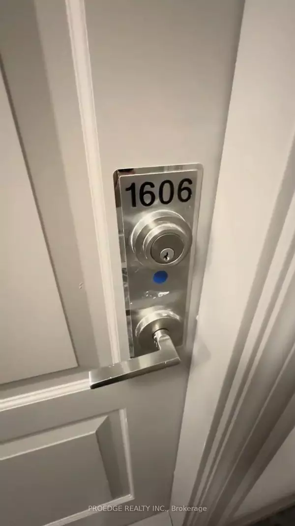 Mississauga, ON L5B 1L9,36 Elm DR W #1606