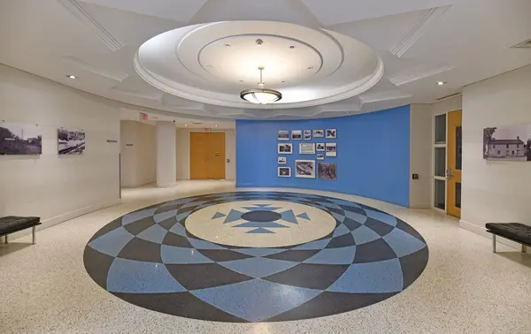 Toronto W04, ON M6B 4M4,1001 Roselawn AVE #205