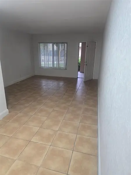 2436 NW 39th Way, Lauderdale Lakes, FL 33311