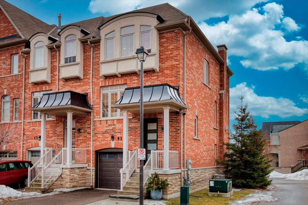 Richmond Hill, ON L4S 0G2,41 Mack Clement LN