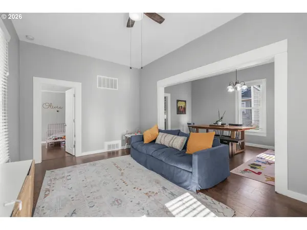 Salem, OR 97301,319 18TH ST