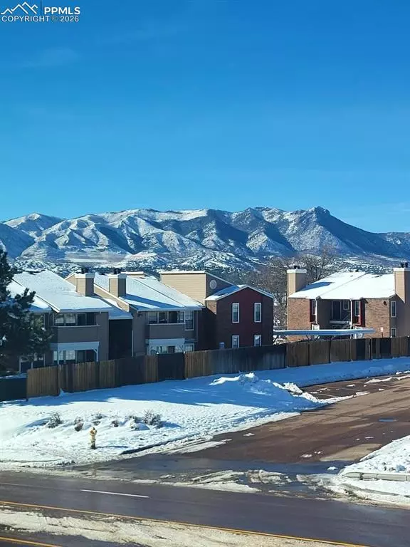 Colorado Springs, CO 80918,6419 Village LN