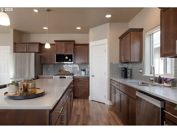 Bend, OR 97701,62905 DANIEL RD