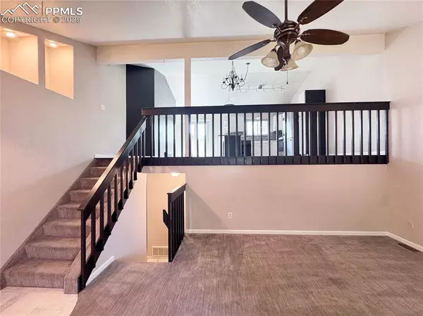 Colorado Springs, CO 80917,5117 Solar Ridge DR