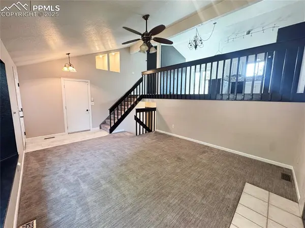 Colorado Springs, CO 80917,5117 Solar Ridge DR