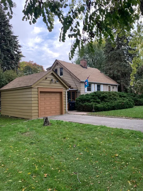 Toronto E08, ON M1M 2W9,21 Faircroft BLVD