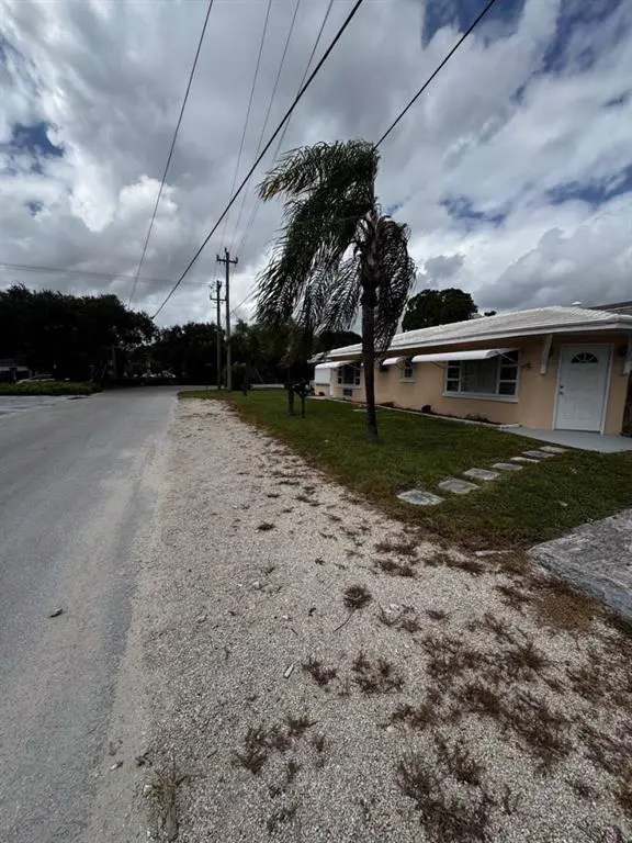 Fort Lauderdale, FL 33316,405-407 SE 23rd St