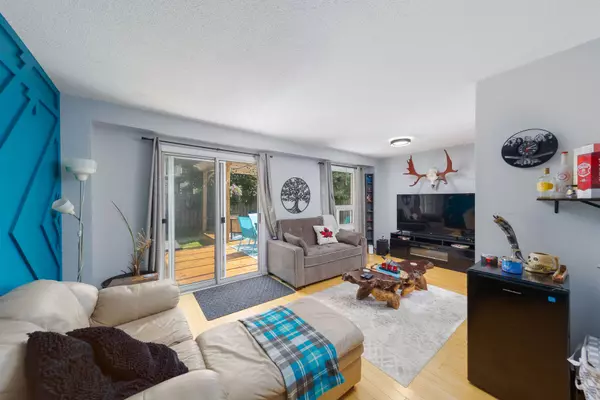 Barrie, ON L4M 6G6,46 Hadden CRES