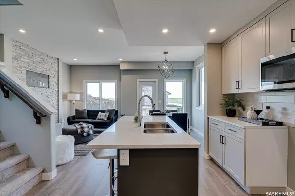 Saskatoon, SK S7V 1V8,947 Traeger MANOR