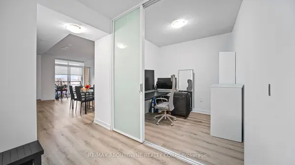 Toronto W04, ON M6B 0B1,556 Marlee AVE #412