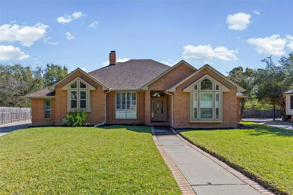 Arlington, TX 76017,5306 High Trail Court