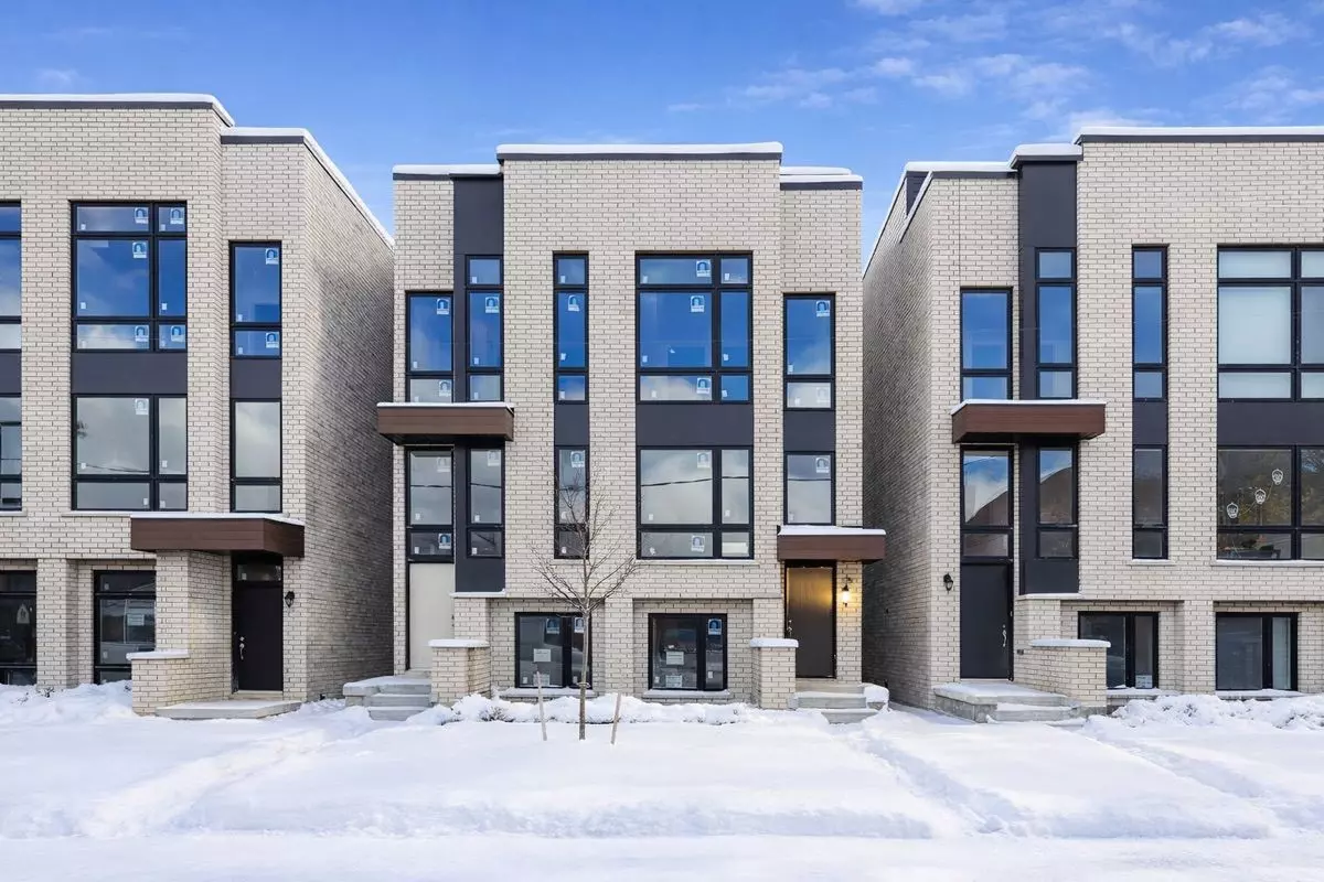 Toronto W03, ON M6E 0B2,23 Innes AVE