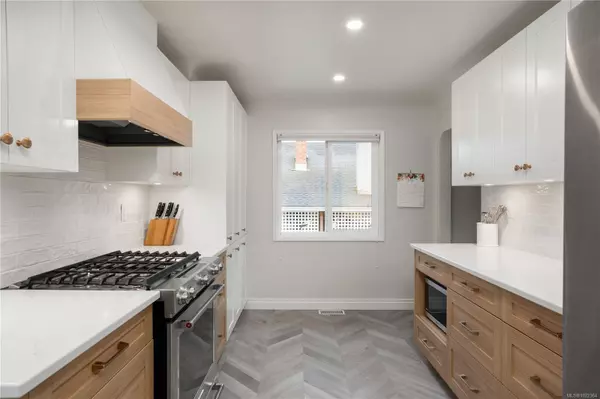 Saanich, BC V8Z 2H7,610 Baker St