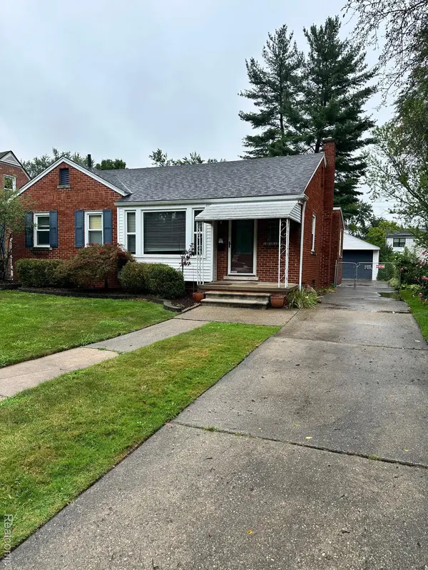 Royal Oak, MI 48073,2224 N Connecticut AVE