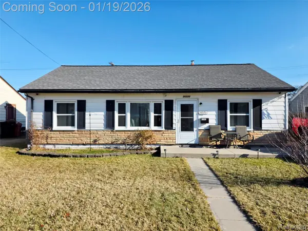 26220 Grandmont ST, Roseville, MI 48066