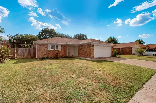 6617 Whitley Road,  Watauga,  TX 76148