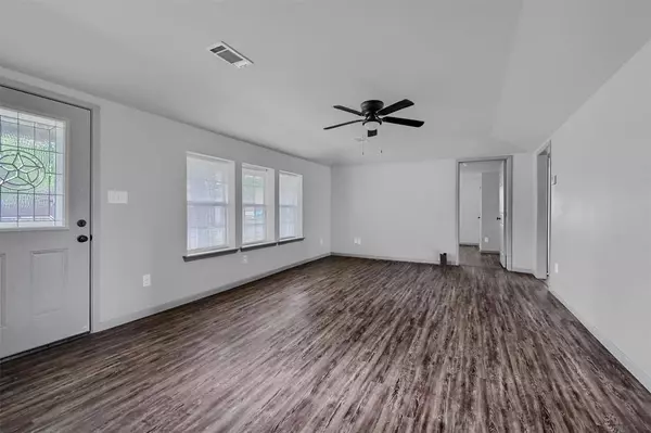 Collinsville, TX 76233,312 Hackney Street