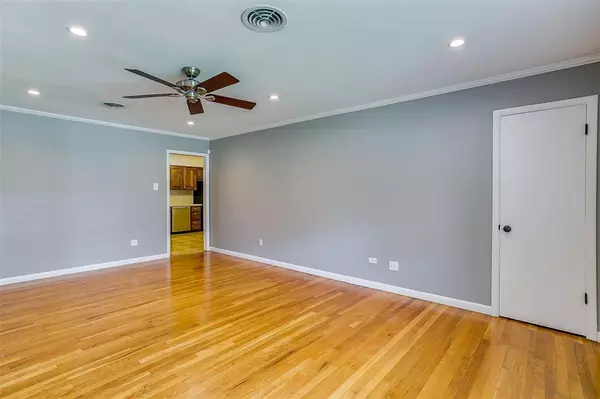 Fort Worth, TX 76109,3708 Stadium Drive