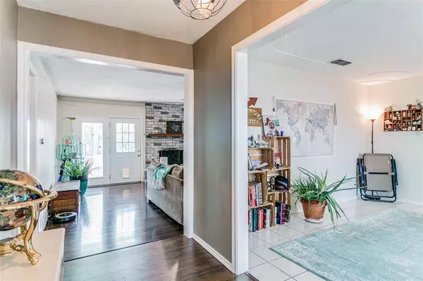 Bedford, TX 76022,1000 Sherwood Drive