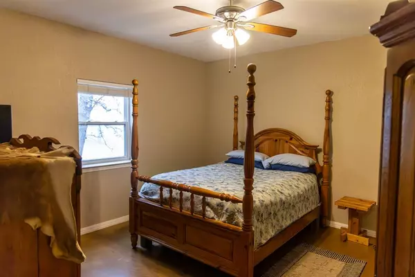 Oran, TX 76449,2946 FM 52