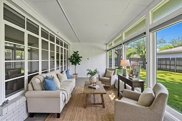 Fort Worth, TX 76109,4632 Norwich Drive