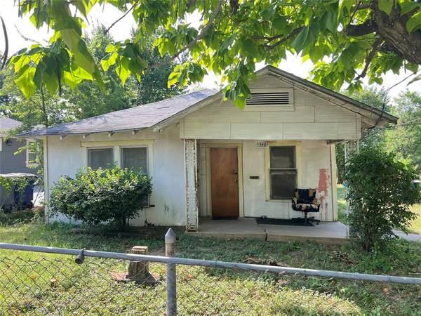 4222 Carl Street, Dallas, TX 75210