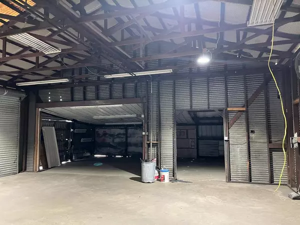 Forest Hill, TX 76119,5020 Mansfield Highway